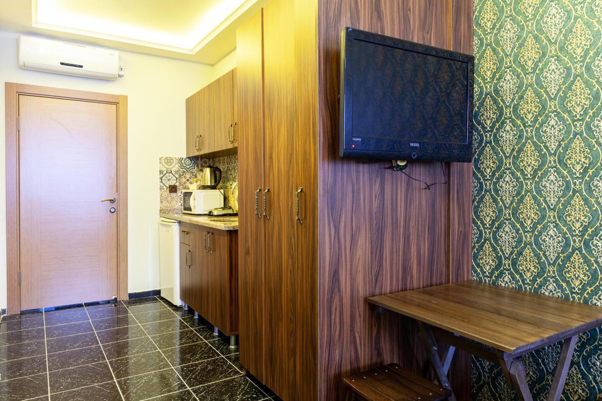 Rose Mansion By Otantik Suites Istanbul Exterior photo